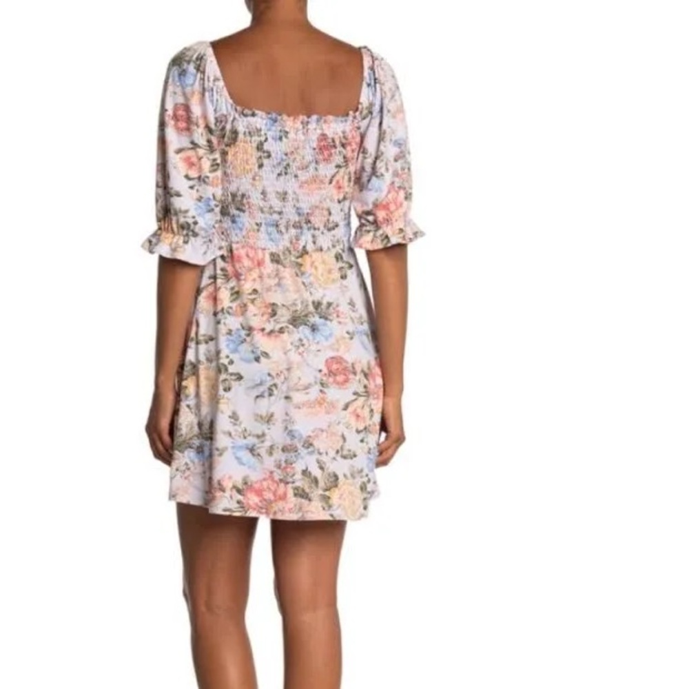 Wayf Smocked Floral Dress - Size XS - Picture 2 of 9